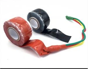 Isesüüdud silikoonist kummiteip 25mm x 10 jalga. rull must